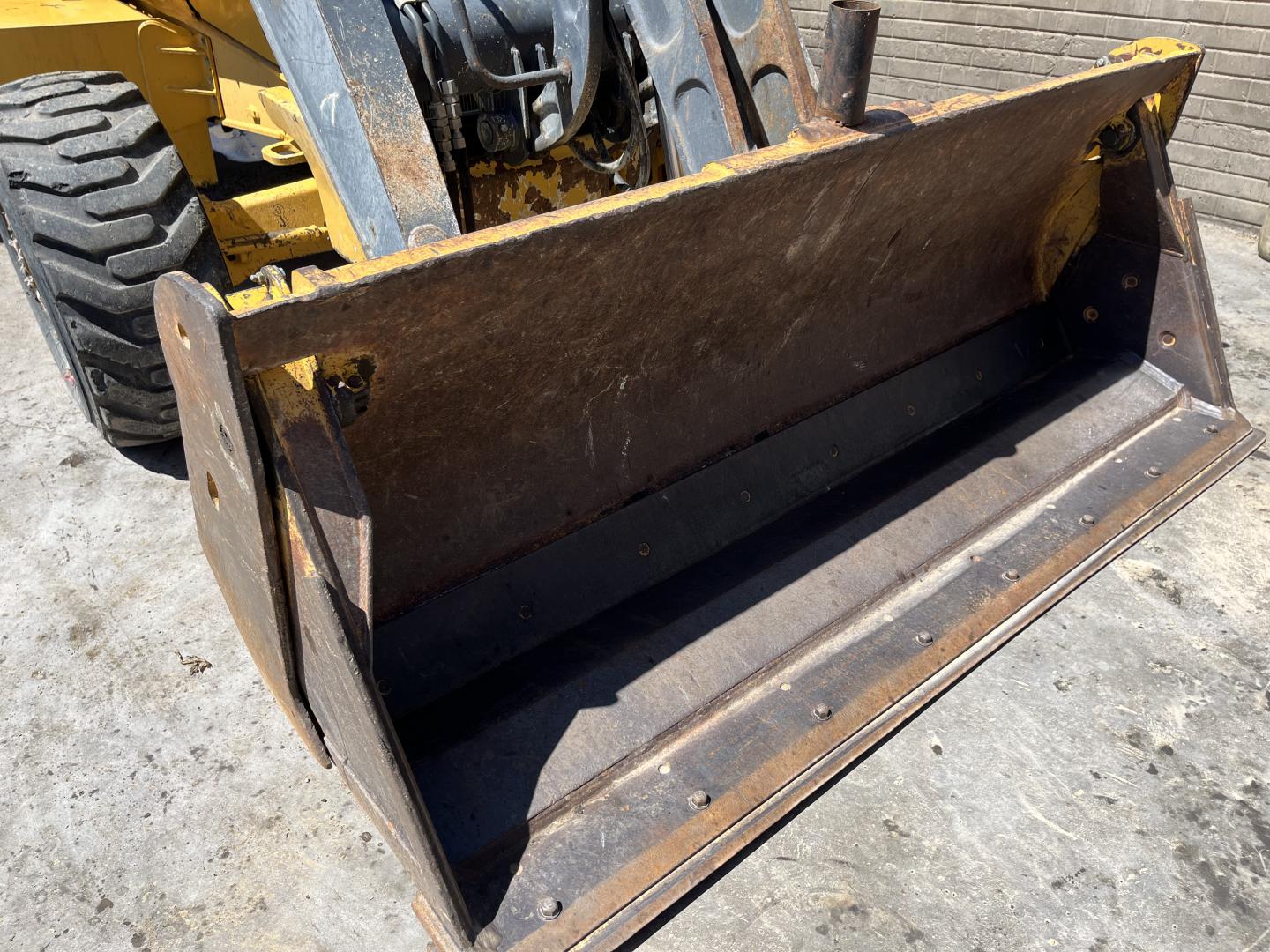 ./imagenes/INVOICE/2019/18265/RETRO JOHN DEERE 710K (2).JPG